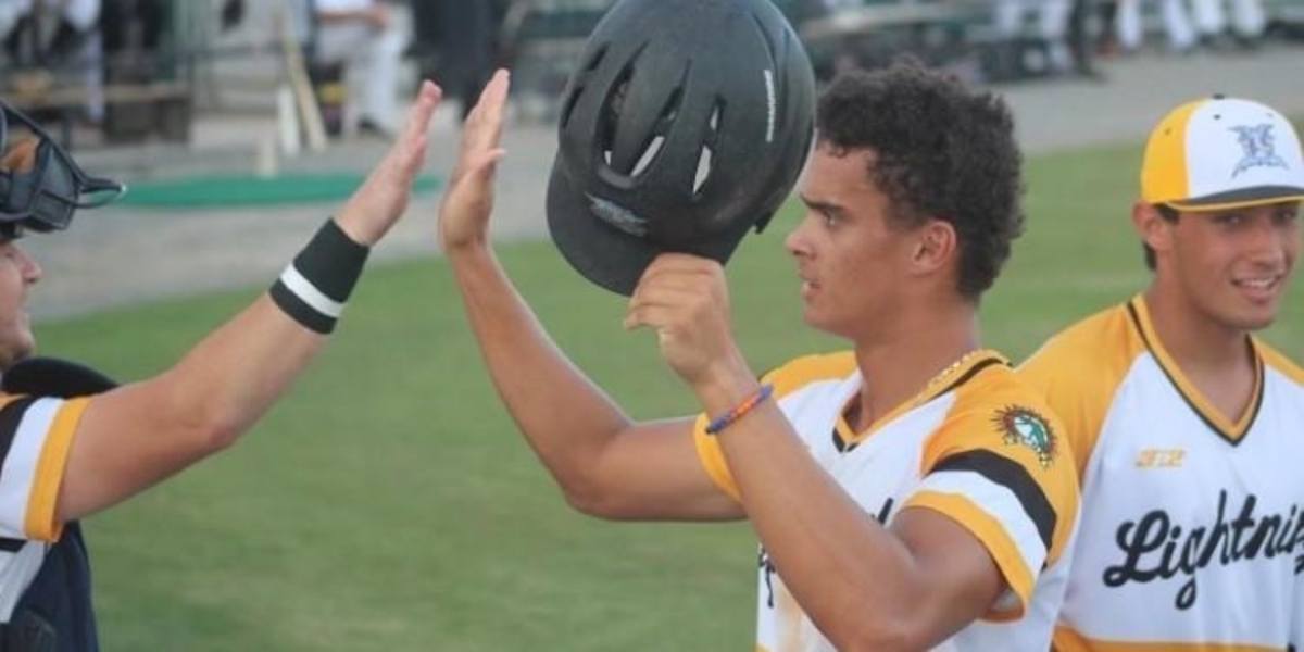 Lightning Crush Suns in Mercy Rule Victory