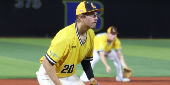 Lightning Dominate Squeeze in 16-0 Shutout Victory