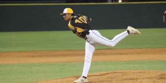Lightning Drop Game One of Championship Series