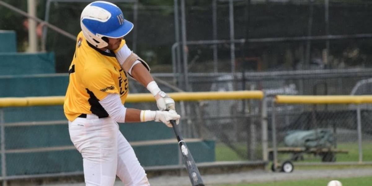 Lightning Provide Fireworks With Bats, Walk-Off Squeeze 4-3