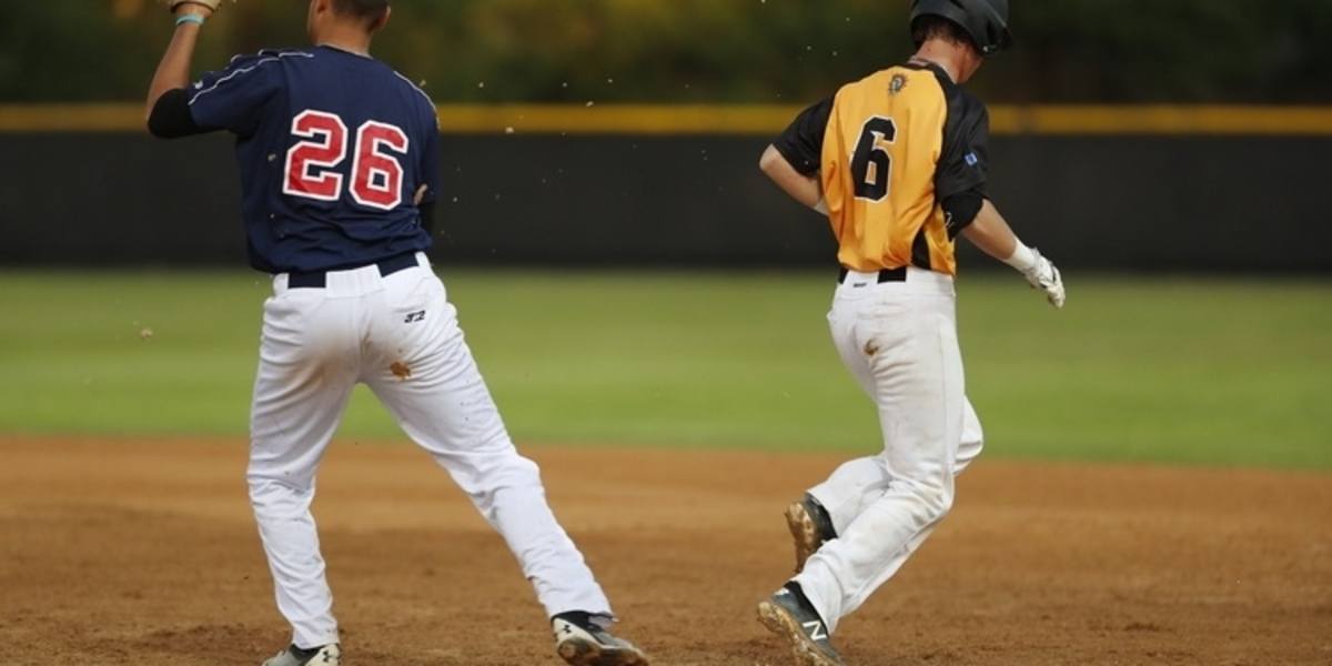Lightning Score Four Runs on No Hits in The Ninth Inning, Walk-Off Against Winter Park